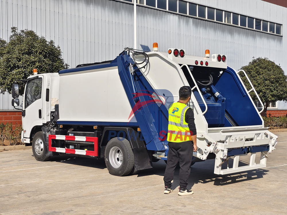 Isuzu EV waste compaction truck