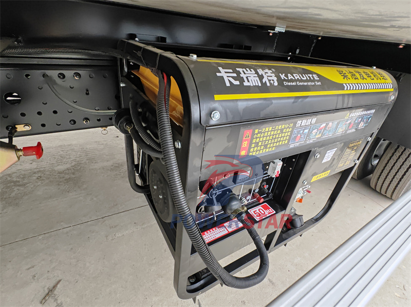 ISUZU poultry day old seedlings transported truck