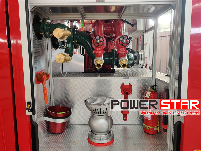 Isuzu FVR 8cbm water fire tender