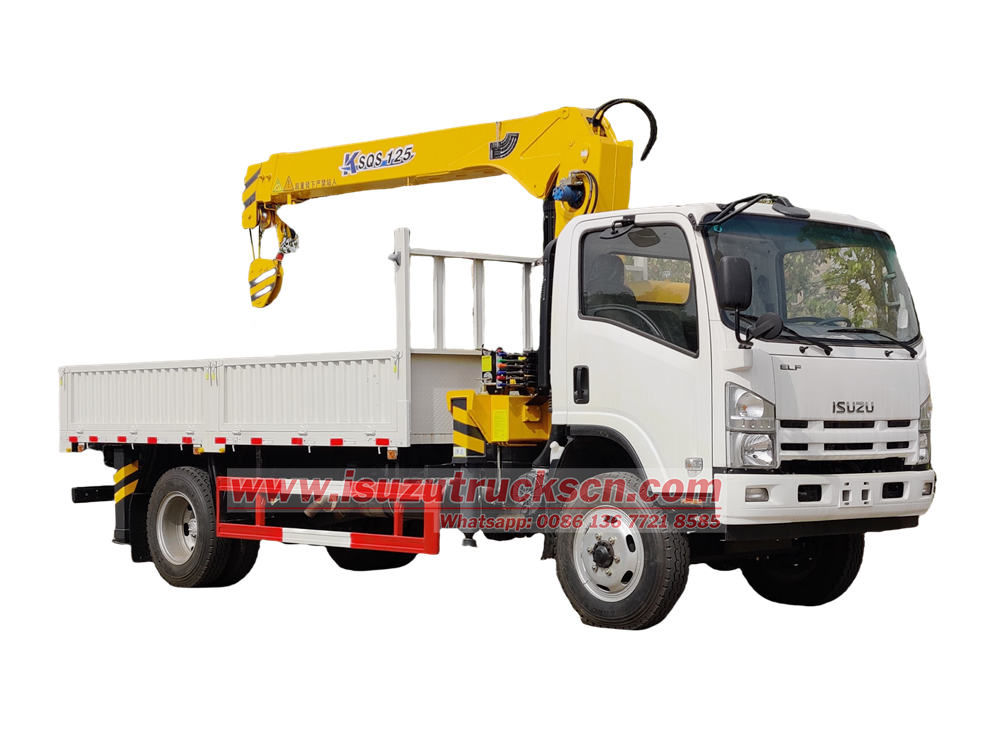 Isuzu mobile truck crane