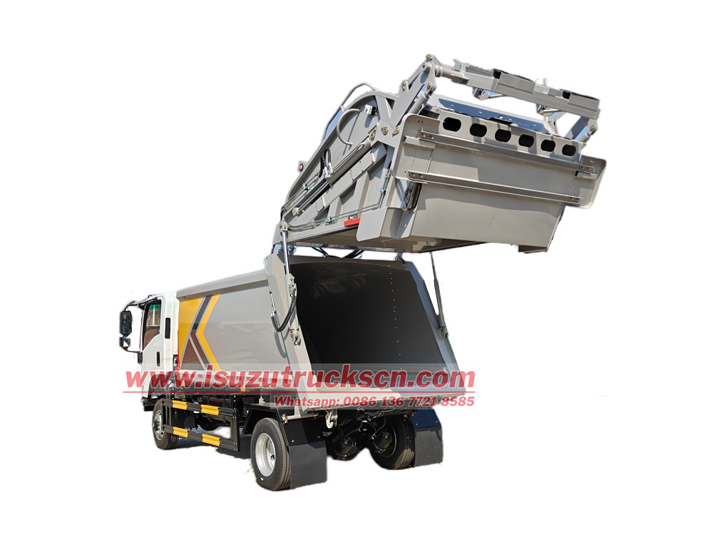 iSUZU 700p 4x4 rear loader