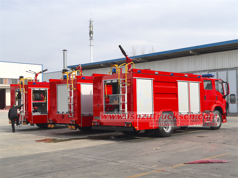 Isuzu FTR GIGA 6cbm foam water fire truck
