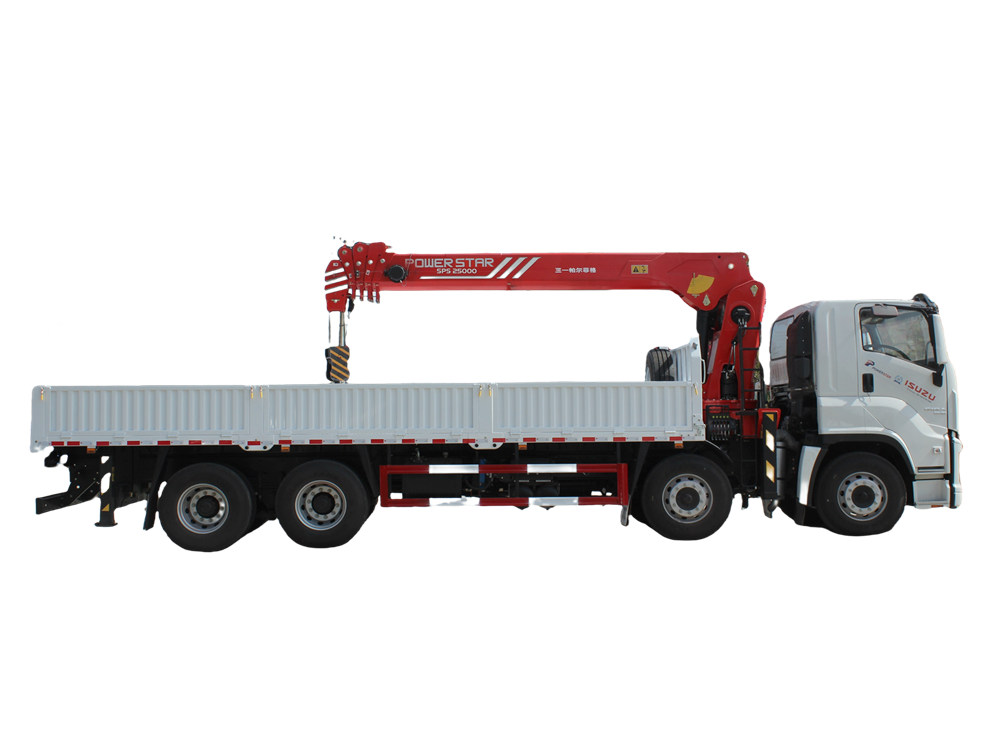 Isuzu GIGA truck with crane