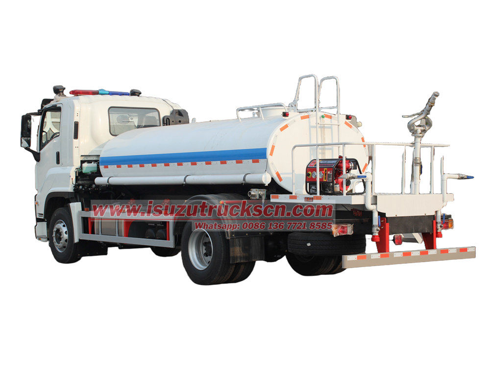 Isuzu GIGA water bowser truck
