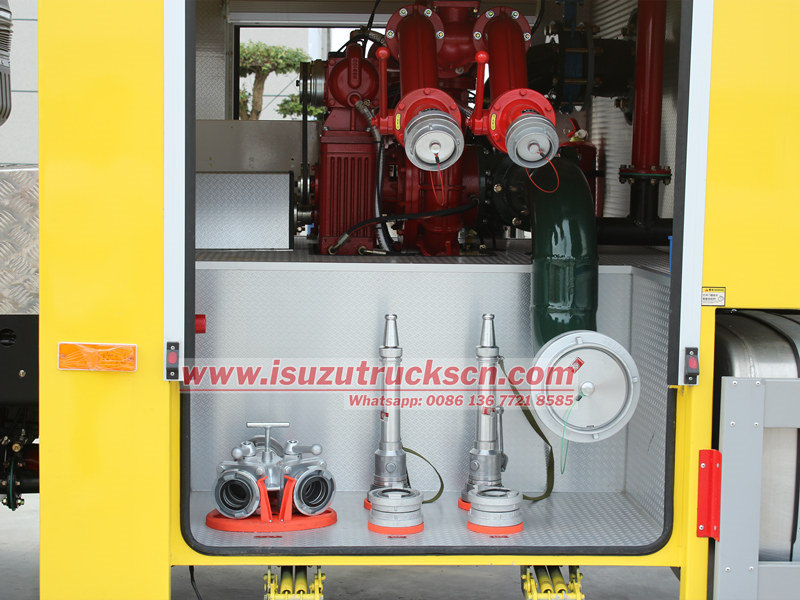 ISUZU GIGA fire water tender