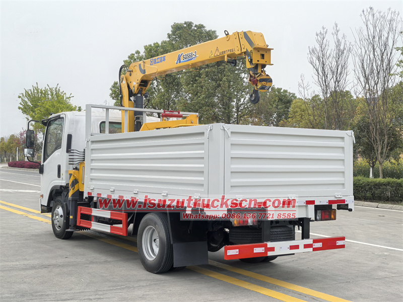 Isuzu 3.2tons boom crane truck with manlifter
