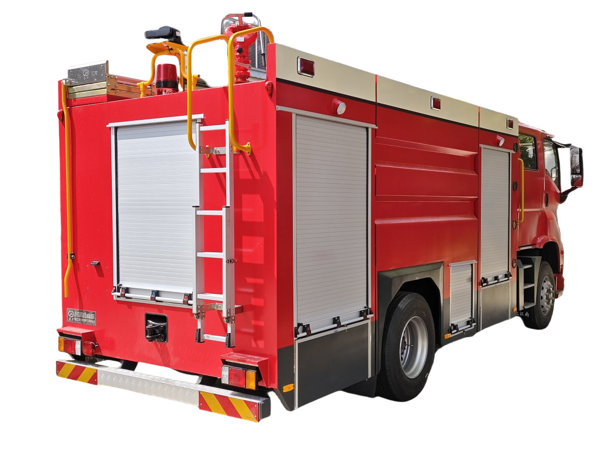 GIGA 6,000L fire tender truck Isuzu