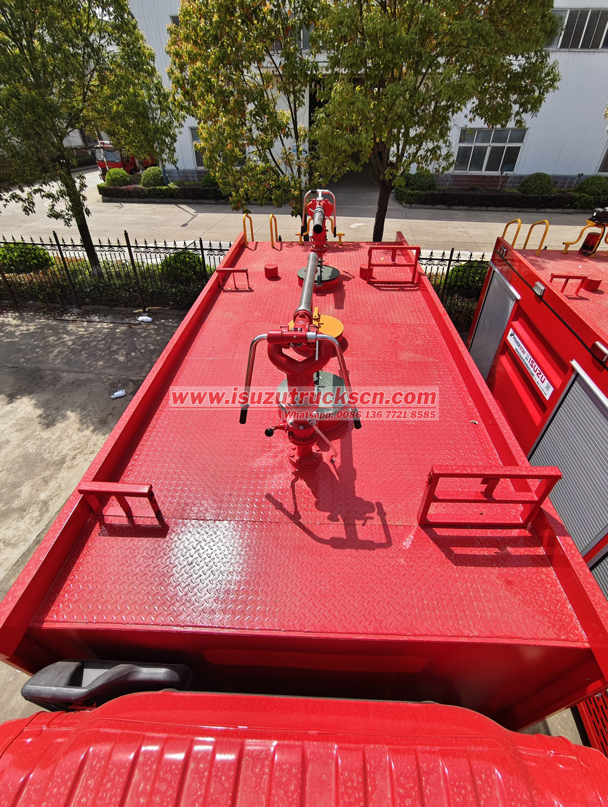 2025 New Isuzu giga Water Foam Dry Powder Fire Truck dry powder test