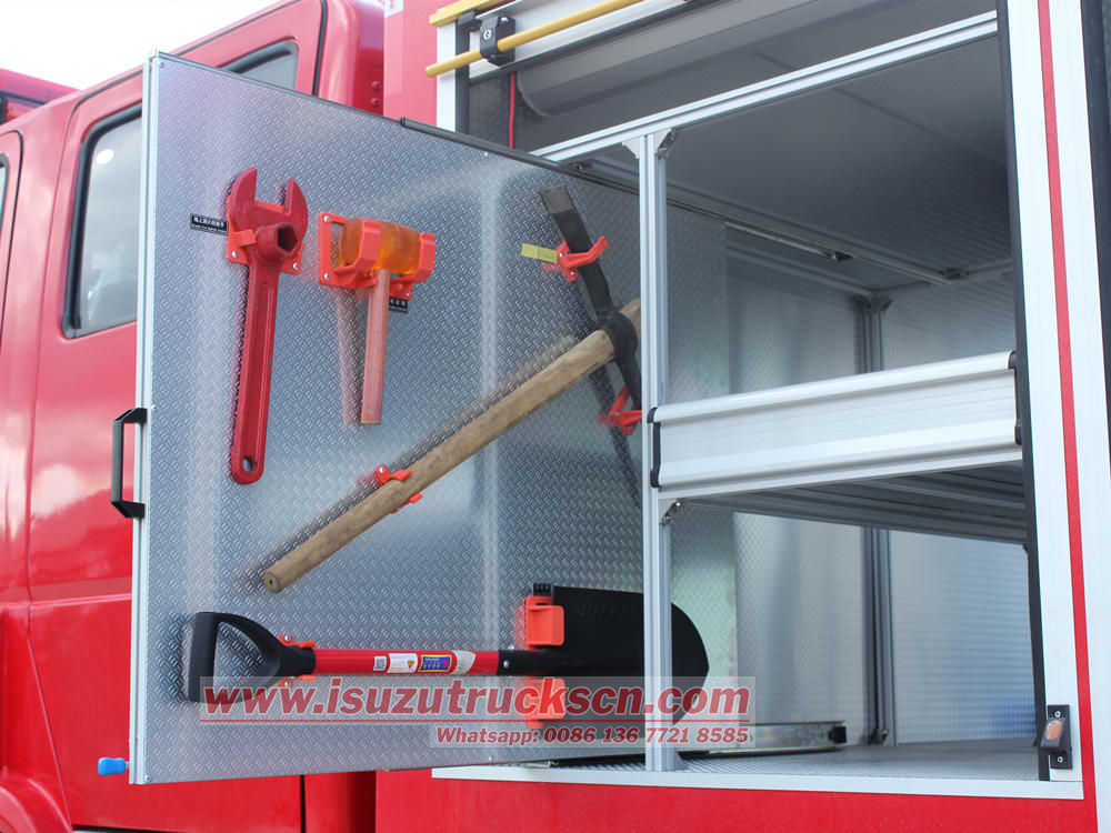 Isuzu fire engine