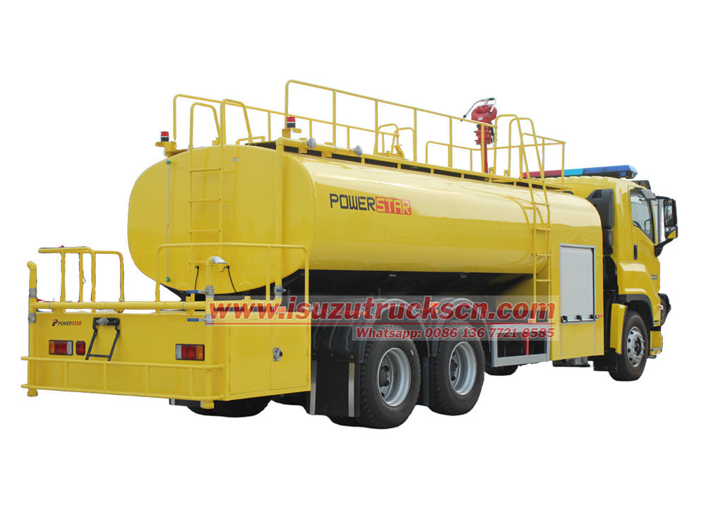 Isuzu GIGA water sprinkler fire engine