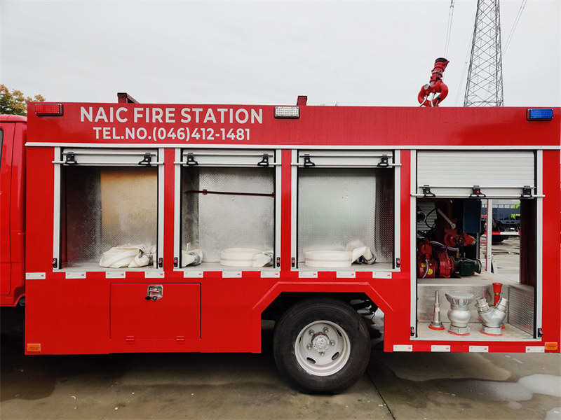 ISUZU mini pumper fire truck