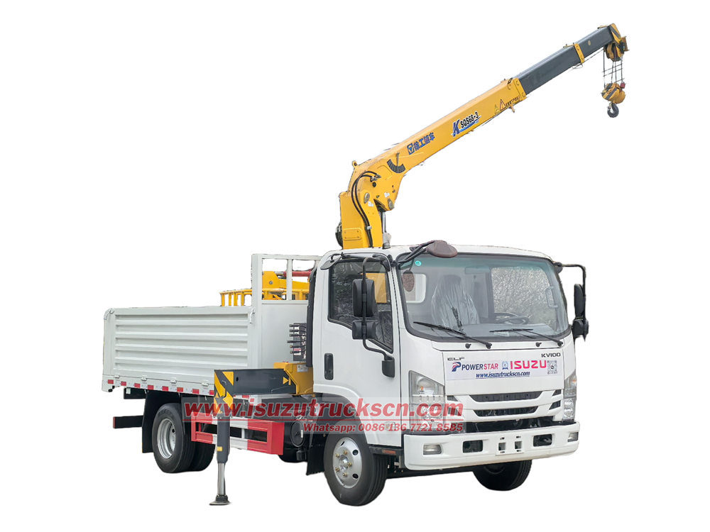 Isuzu telescopic crane truck