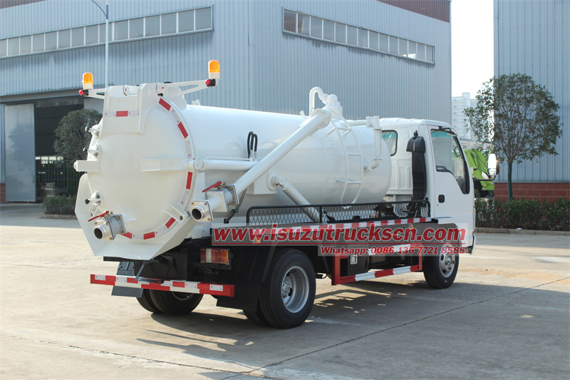 Isuzu elf 100p sewer vacuum truck