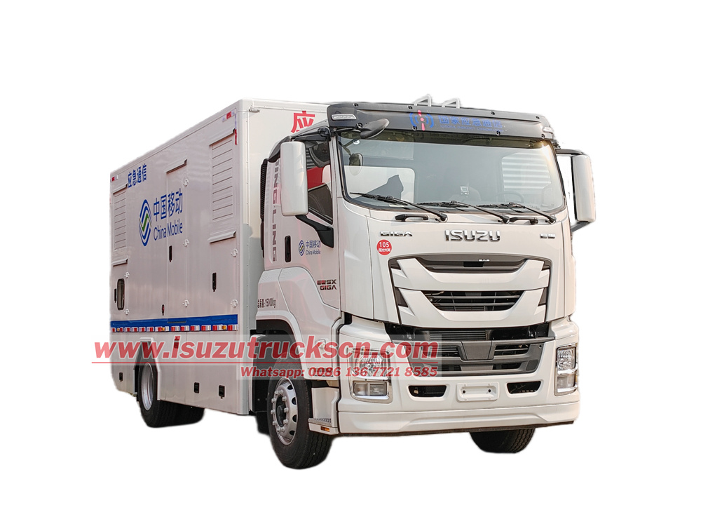Isuzu FVR emergency response truck