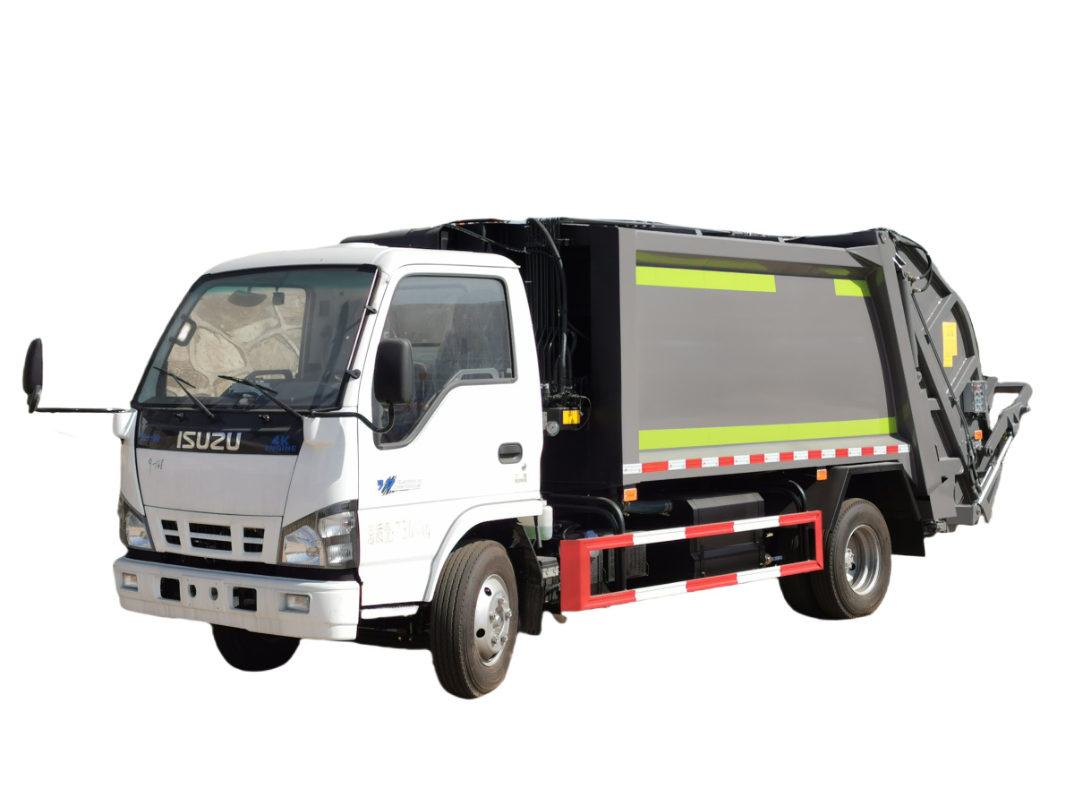 ISUZU 600P 130HP 4&times;4 rear loading garbage truck for sale
