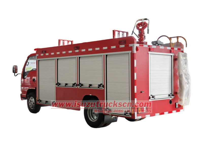 ISUZU single row mini fire pumper truck