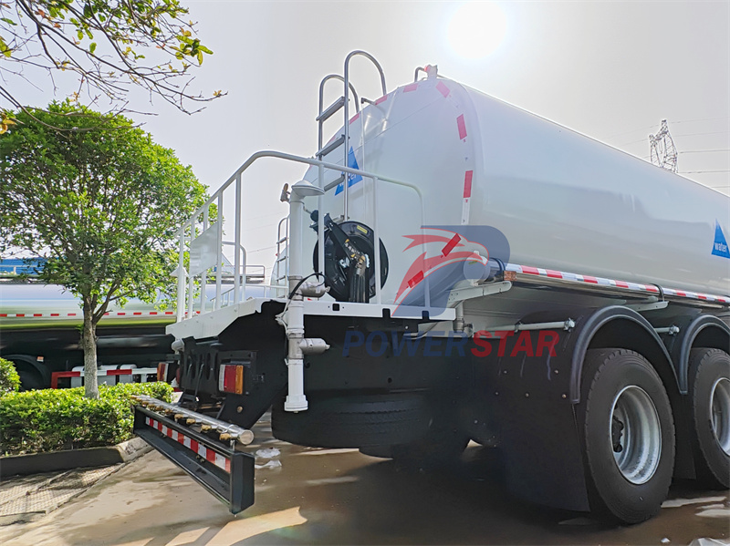 Isuzu 20,000 liters potable water tank truck