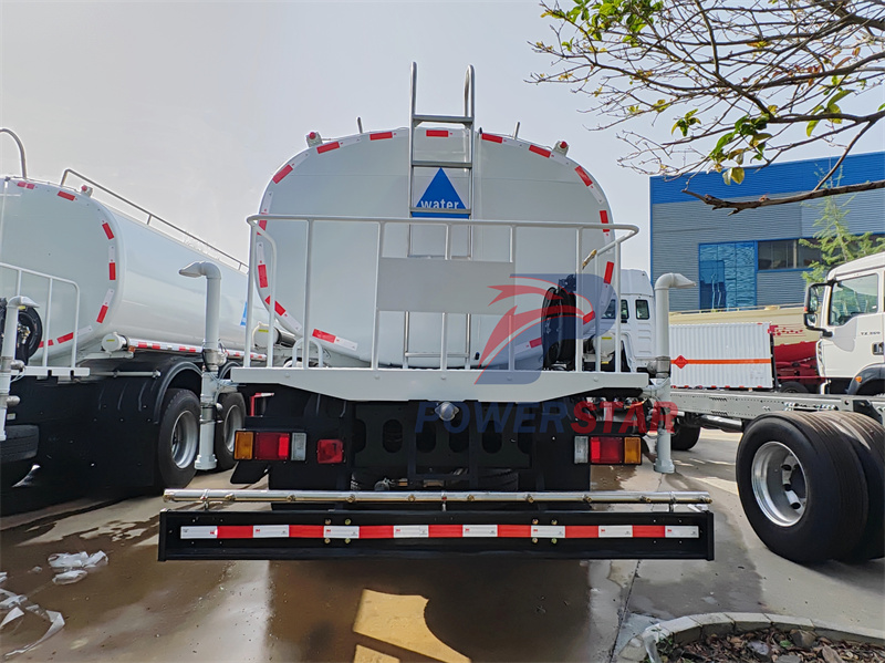 Isuzu 6x4 water bowser truck GIGA 20000 liters