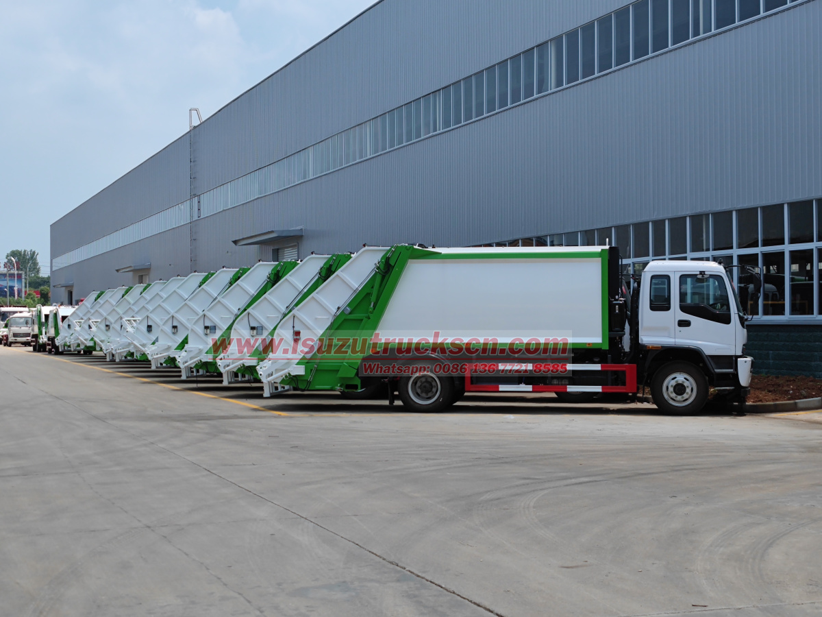 Good Price ISUZU FTR 12CBM back loading garbage truck for sale