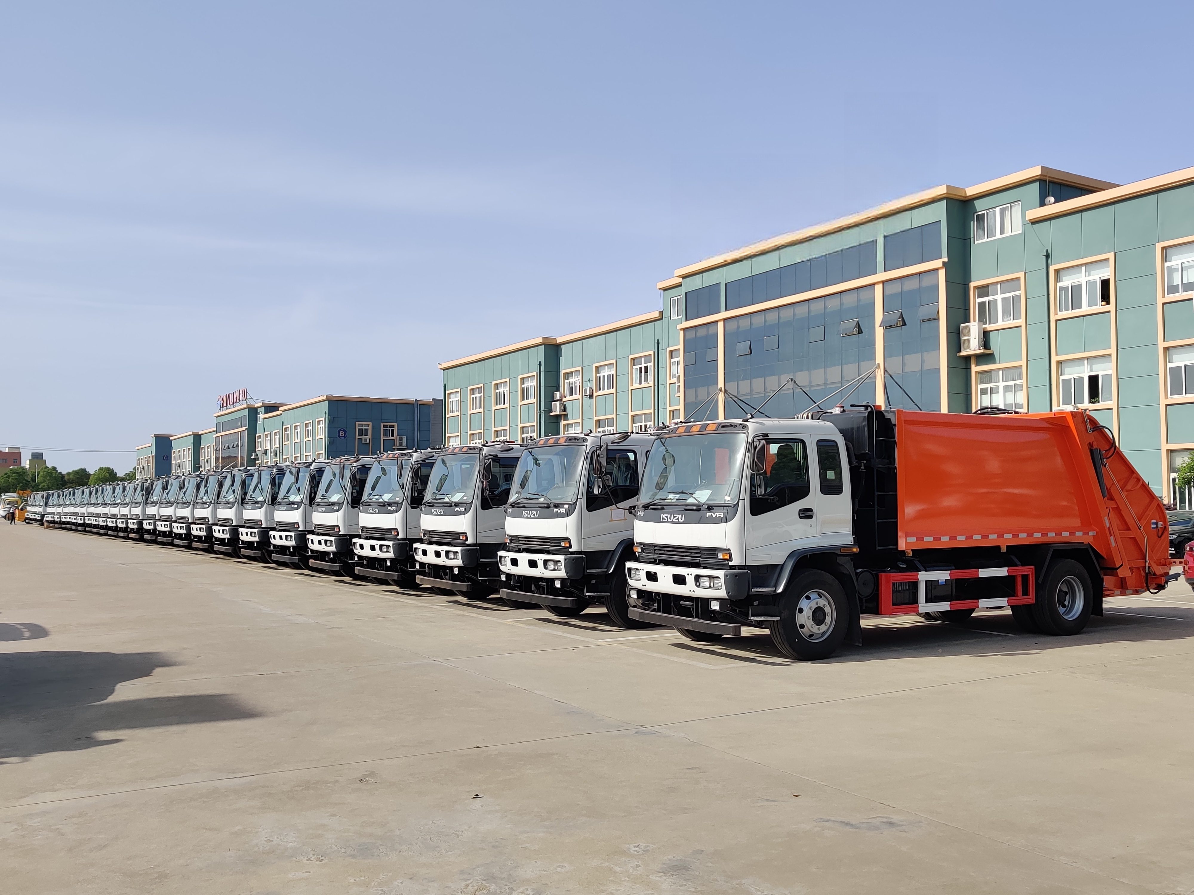 ISUZU FTR 12CBM Waste Compactor Truck On Sale