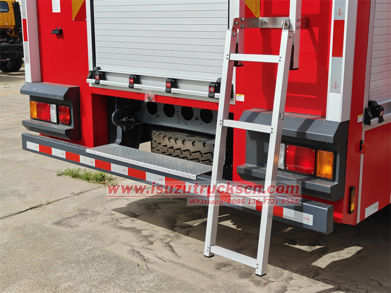ISUZU FVR 6000L fire engine