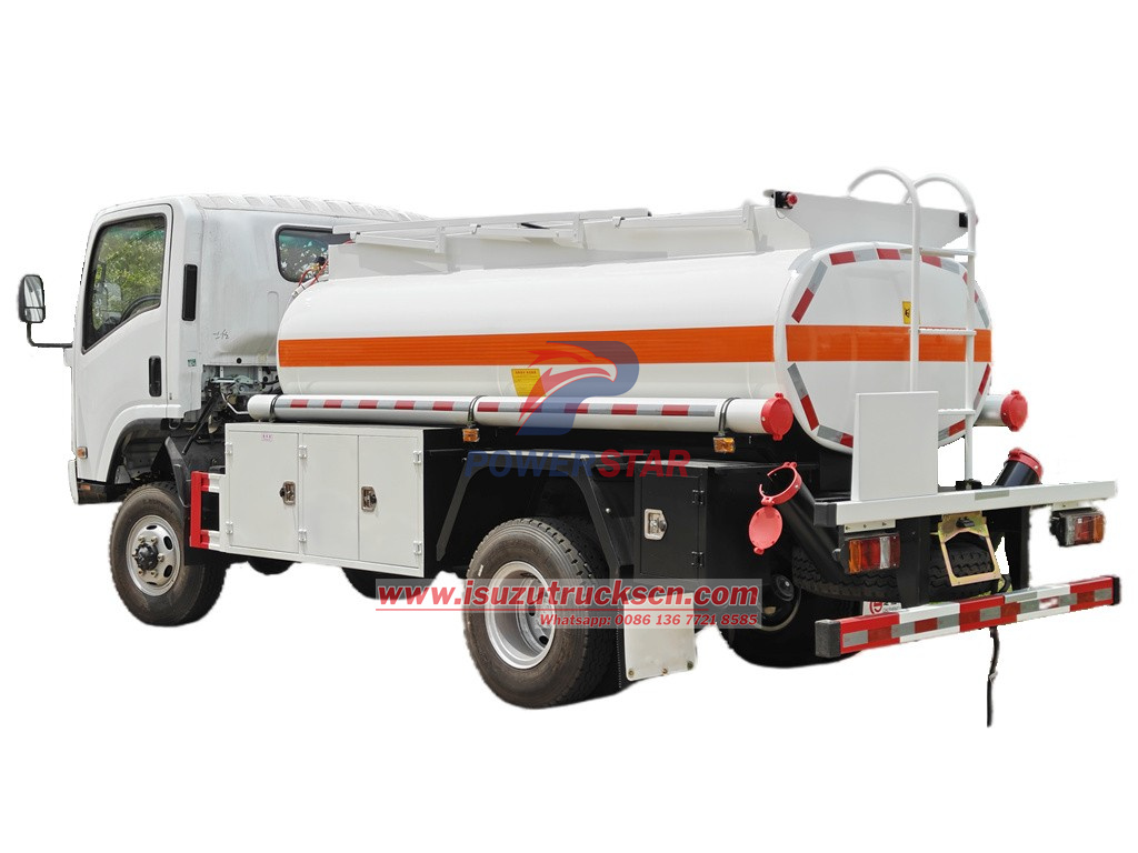 Isuzu 4x4 offroad fuel tanker truck