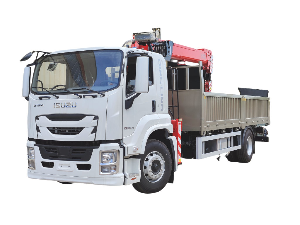 Isuzu crane utility truck