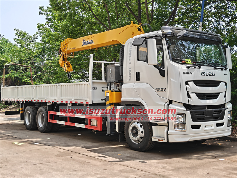Isuzu hydraulic boom crane truck