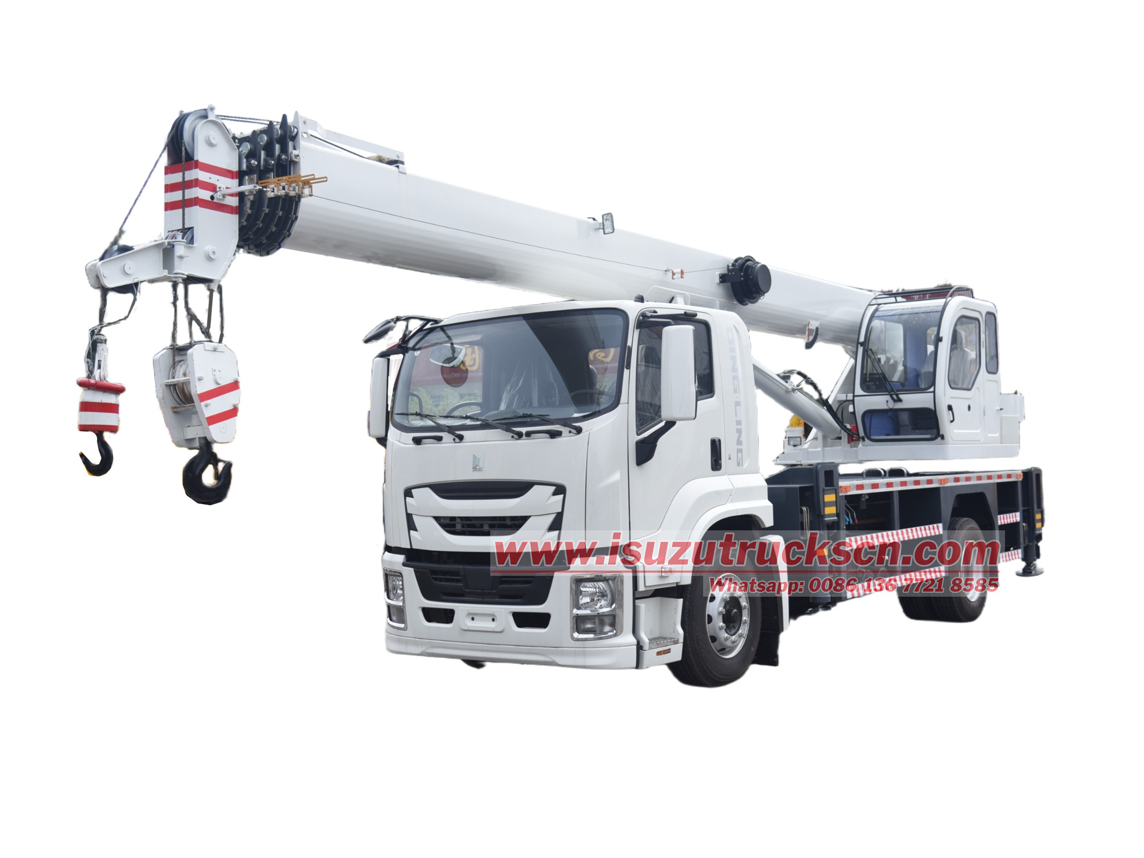 Isuzu FTR heavy telescopic truck crane