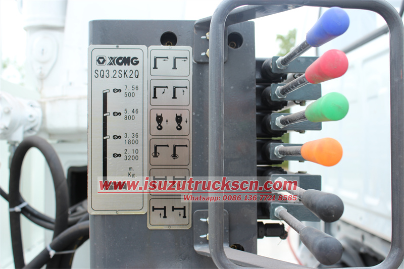 SQS68 stiff boom crane with hydraulic control system