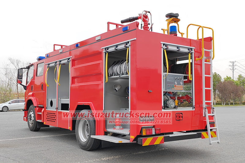 Isuzu GIGA fire truck