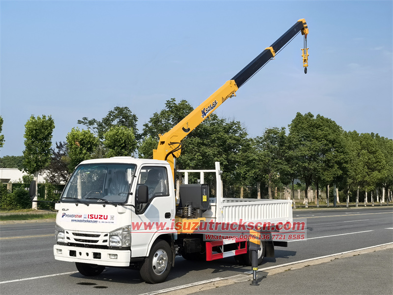 Isuzu ELF cargo truck mounted 3tons boom crane