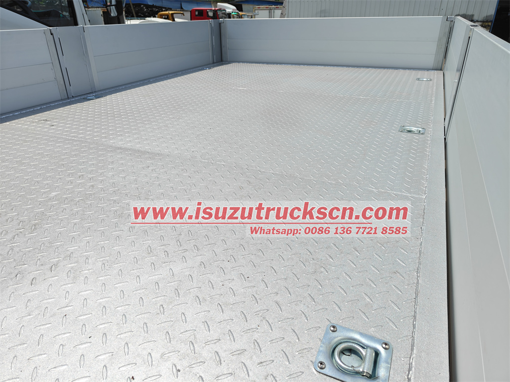 Isuzu cargo truck body