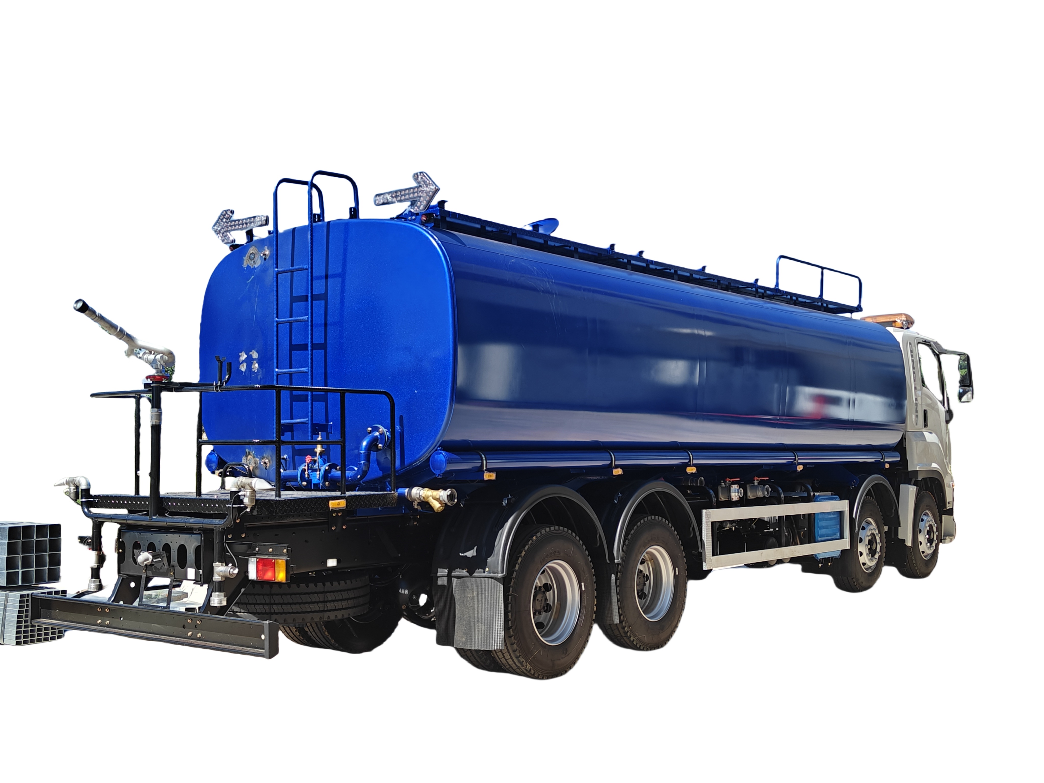 Urban Road Street Sprinkler Water Trucks by Isuzu Giga chassis