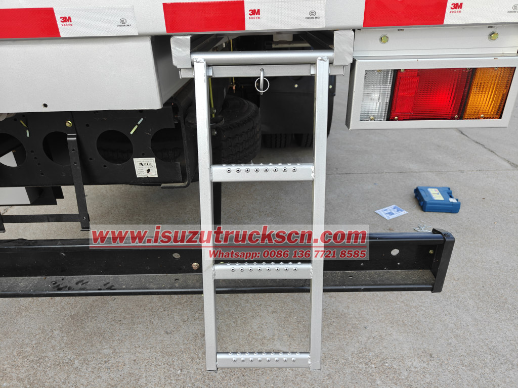 Isuzu FVR chassis Aluminium Curtain Sider body truck