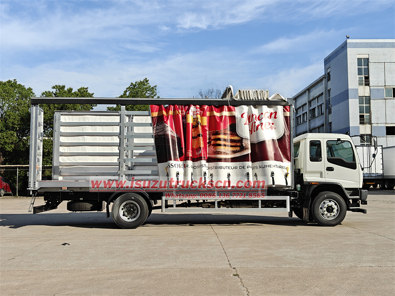 Isuzu FVR 10tons curtain side truck