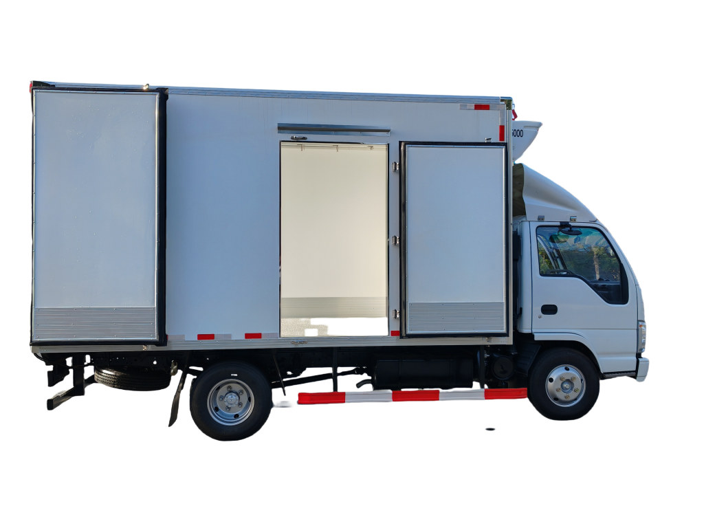 Powerstar 5tons Refrigerated Vans on Isuzu NPR
