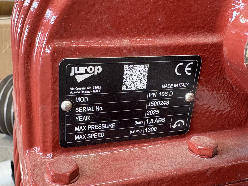 Philippines Vacuum truck tanker bodies with Jurop PN106D