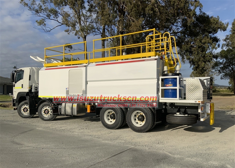 Isuzu 25,000 liters refined fuel delivery truck