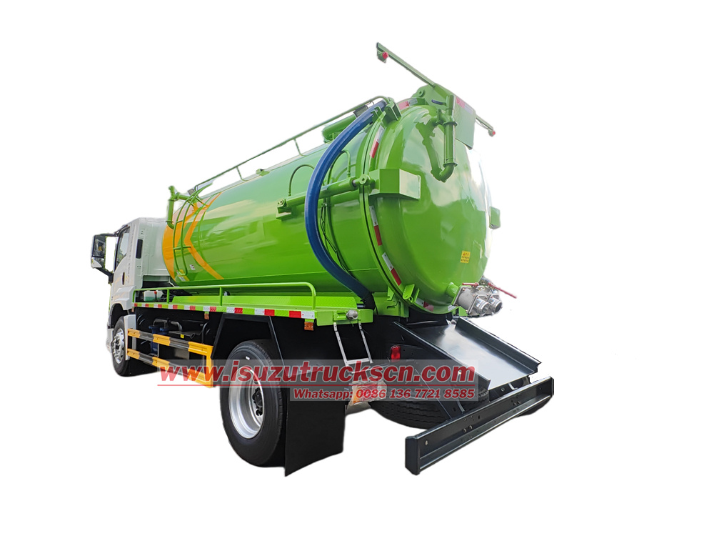 Isuzu FTR GIGA 12cbm sewer flusher truck