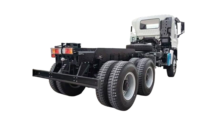 Philippines Giga Isuzu off-road heavy cab chassis trucks 6x6