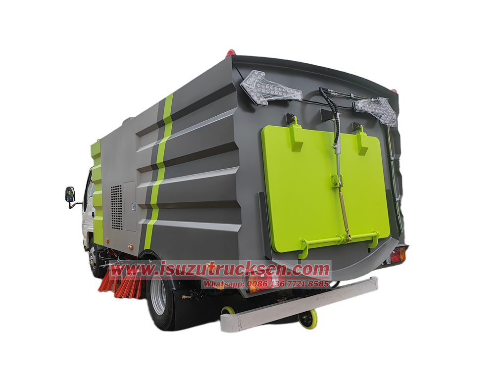 Isuzu 4cbm 4x2 small street sweeper truck