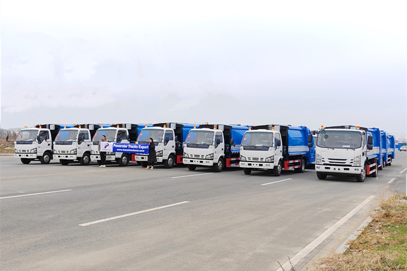 20 units isuzu rear loader compactor truck
