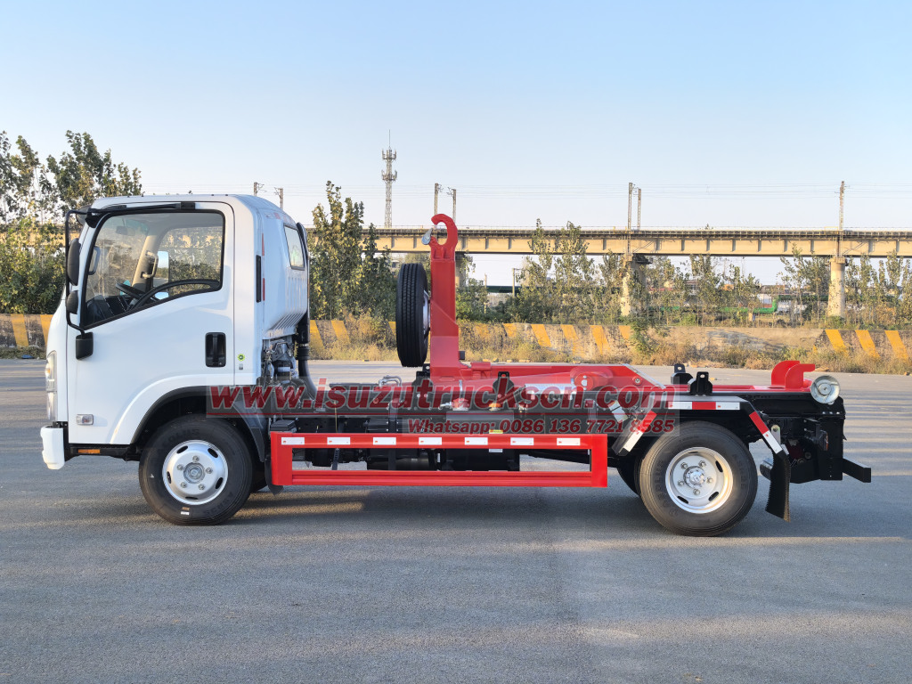 Honduras 4 units Hooklift Truck Isuzu