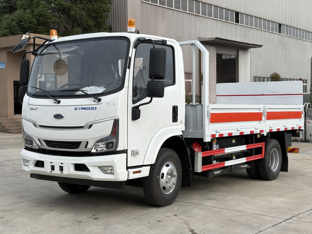 Advantages of Isuzu New Energy Electric EV Cargo Truck
