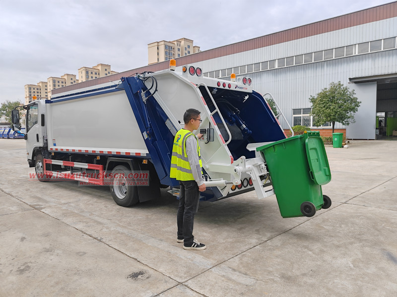 Isuzu electricity EV refuse compactor truck test