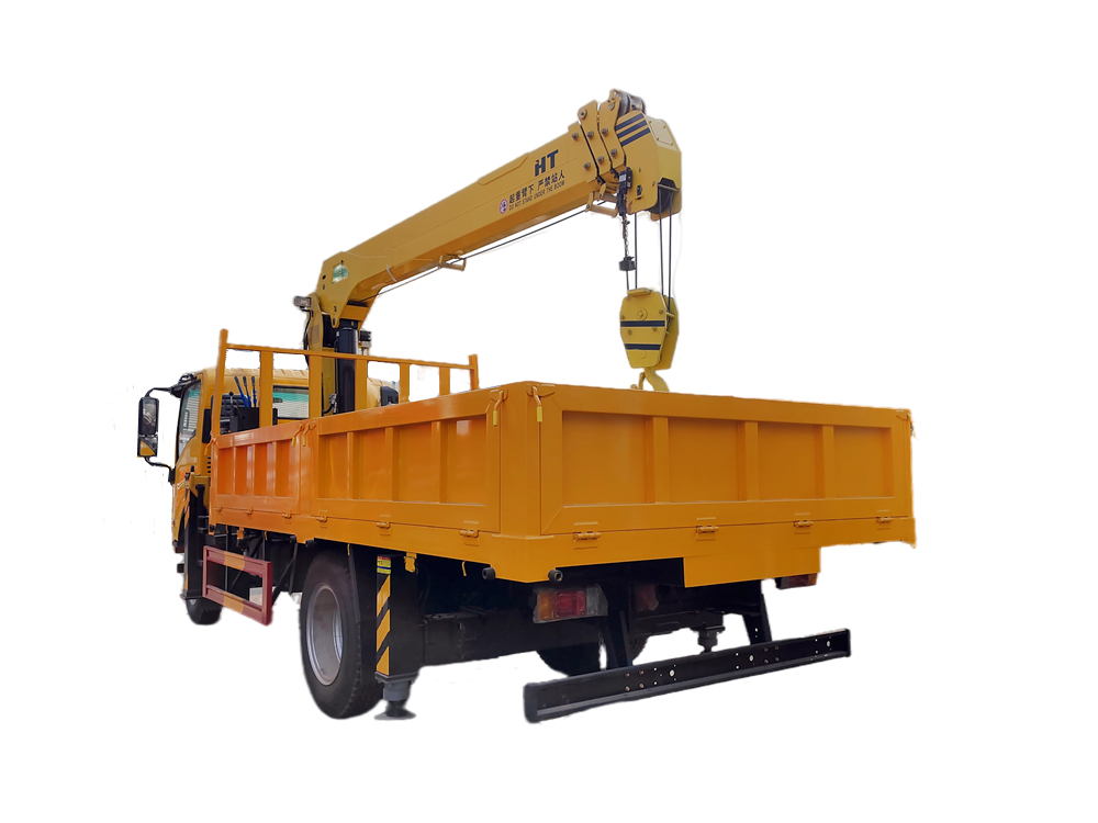 Isuzu NPR RHD 7tons with XCMG crane