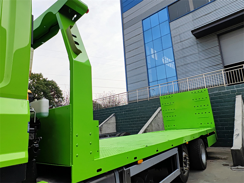 Isuzu 6x4 GIGA 30tons flatbed wrecker truck
