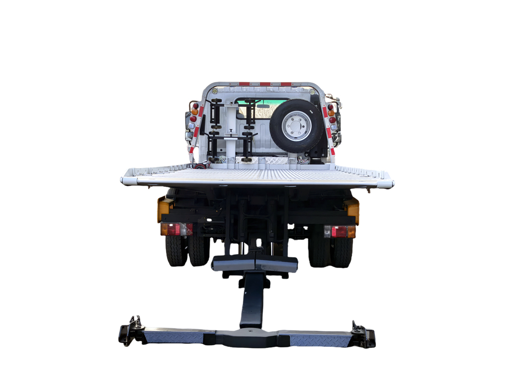 Isuzu 5T flatbed recovery towing truck