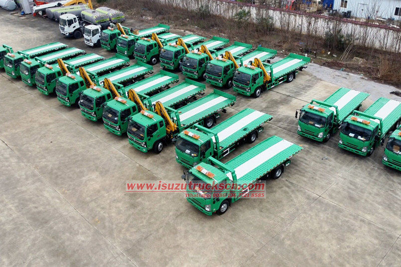 Isuzu Flatbed recovery vehicle